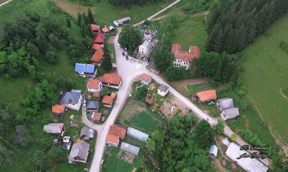 Центар села (фото:Љ. Новковић)