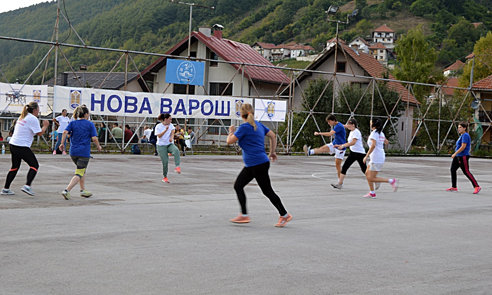 У 12 дисциплина у мушкој и женској конкуренцији