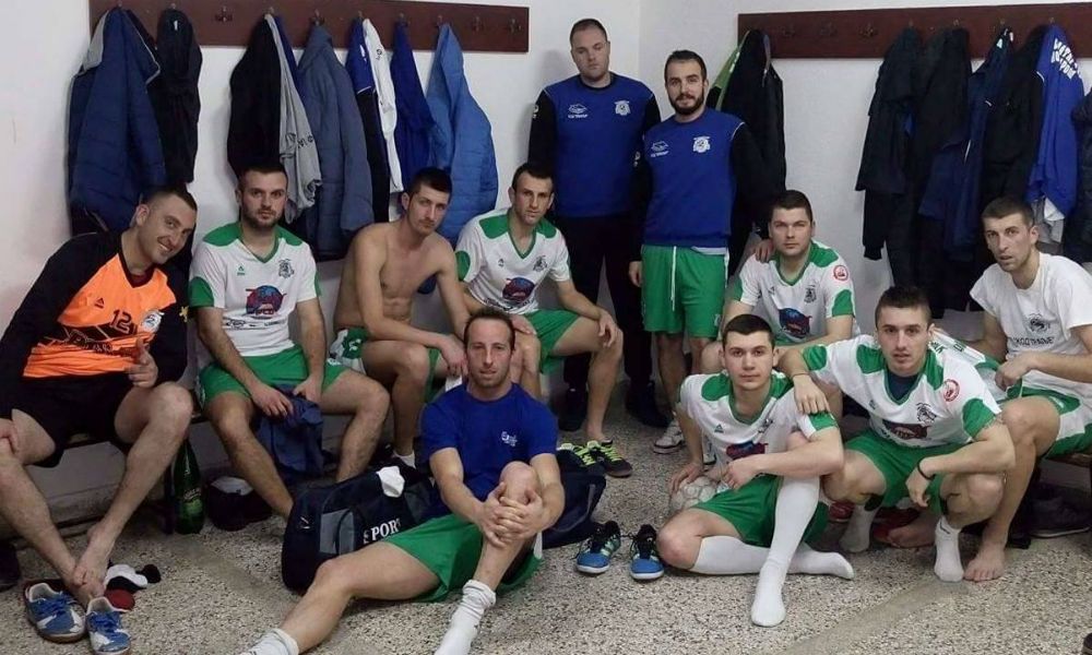 Нема места очајавању: после пораза крај Дрине (фото: приватна архива) Нема места очајавању: после пораза крај Дрине (фото: приватна архива)