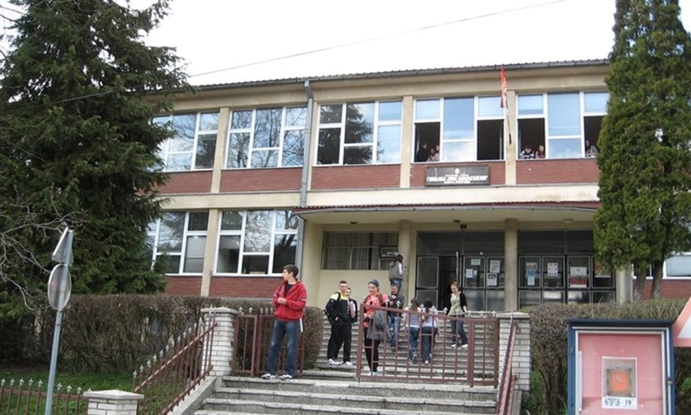 Инцидент се догодио у дворишту школе: Гимназија 