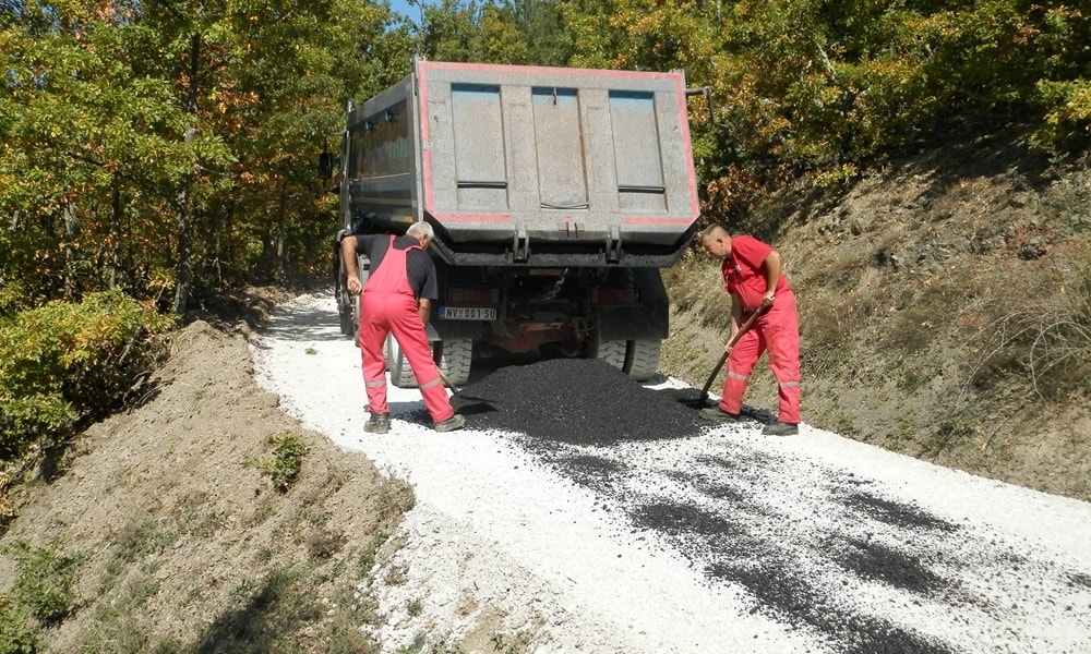 Радиће се на 11 деоница