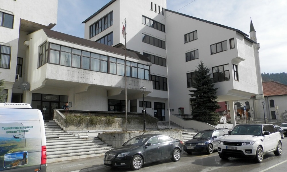 Изабрани одлуком одборника: Зграда општине Изабрани одлуком одборника: Зграда општине
