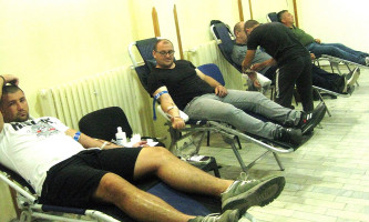 У шест акција ове године учествовало око 400 давалаца