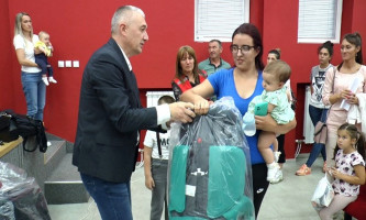 Са поделе седишта у Дому културе