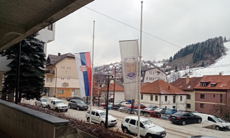 Заставе на пола копља 