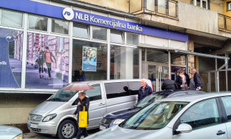 Након затварања шалтера остаће да ради банкомат (Фото: Ж. Дулановић)